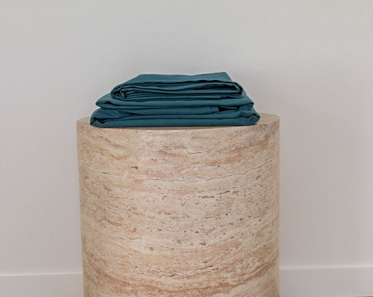 Transformative teal sheet set