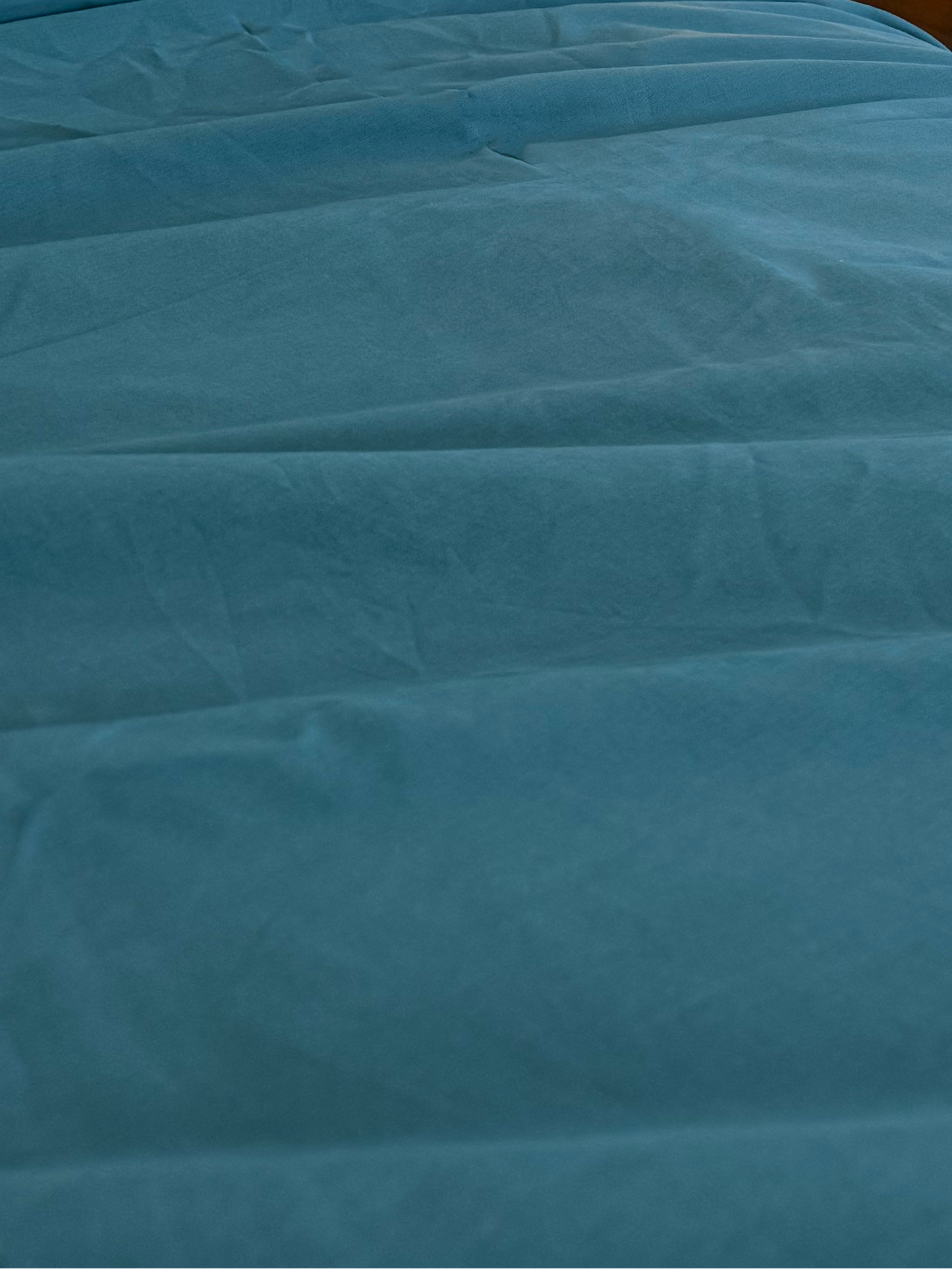 Transformative teal sheet set