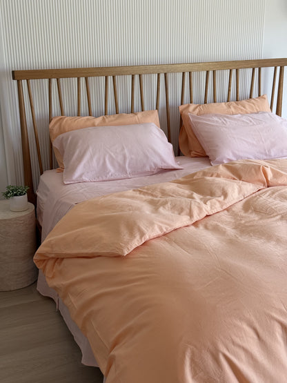Peach Fuzz & Transcendent Pink