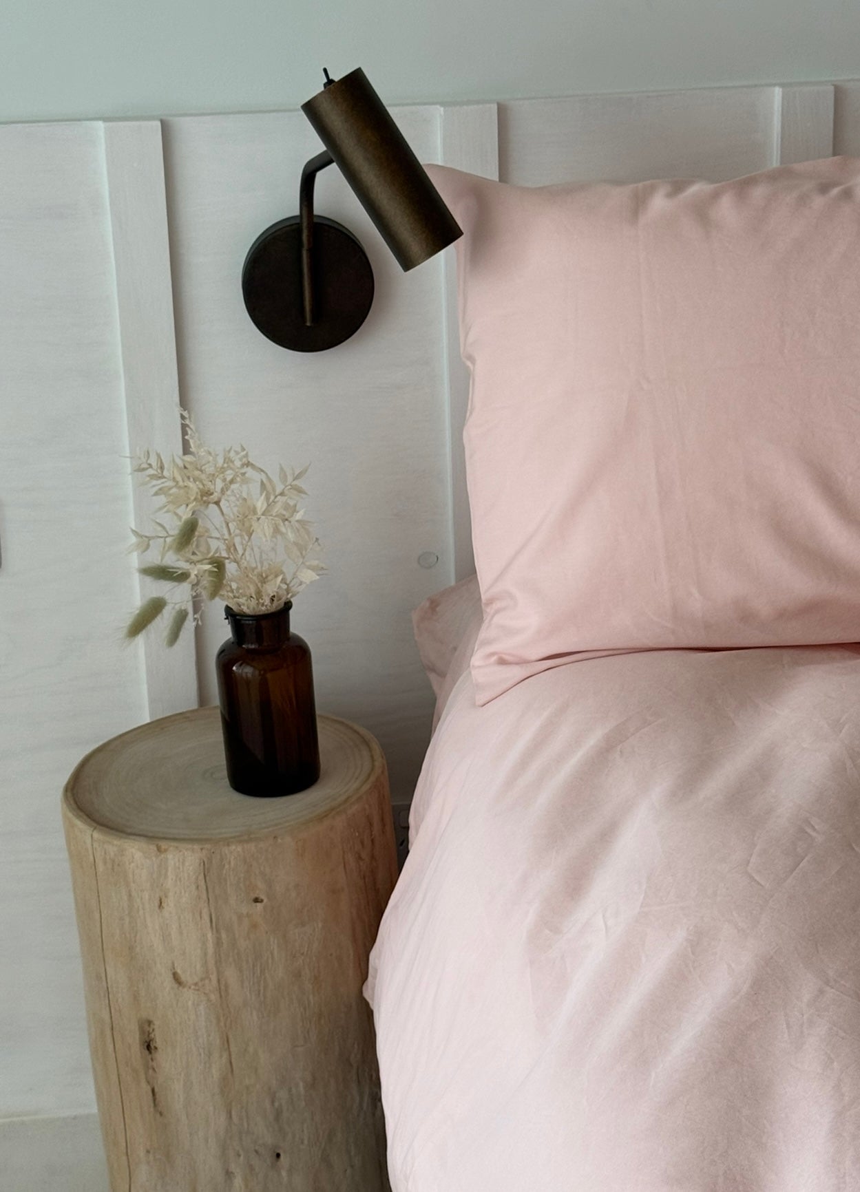 Transcendent Pink Fitted sheet